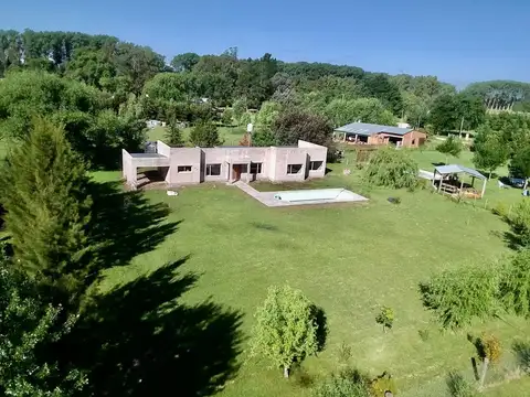 SE VENDE QUINTA !!! EXCELENTE ZONA !! AYACUCHO