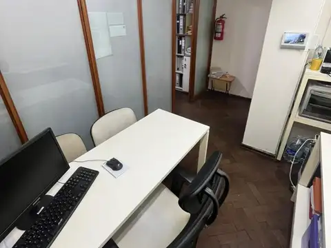 Oficina Cordoba al 1300