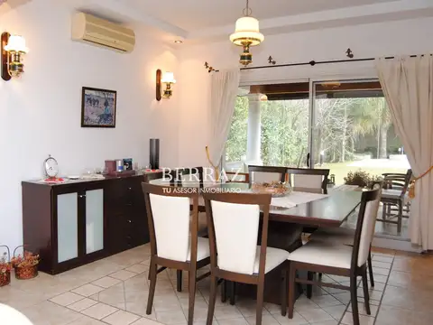 Casa en Venta de 5 dormitorios