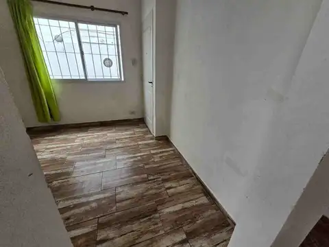 Depto Tipo Casa en Venta de 4 dormitorios