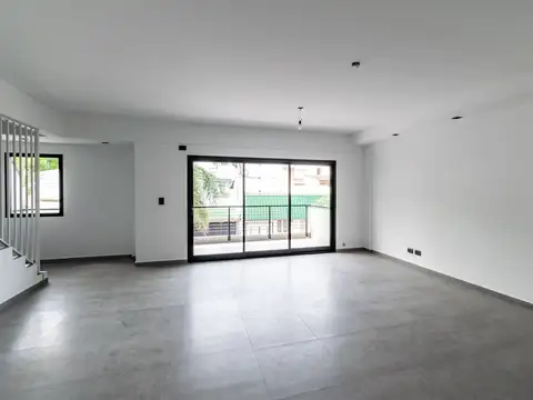 Depto Tipo Casa en Venta en Villa Luro, USD 230.000