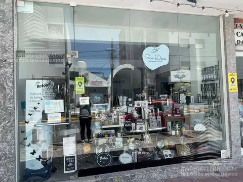 Excelente local comercial sobre arteria principal Chiozza 1645
