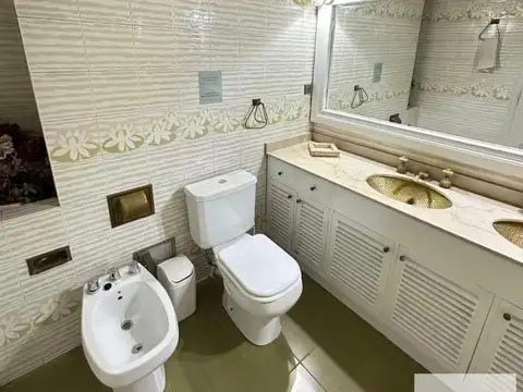 Departamento en Alquiler de 5 dormitorios