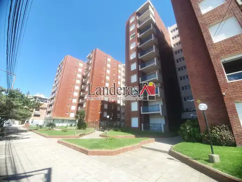 Avenida Costanera 100