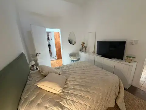 Casa en venta de 3 Ambientes con garage en Bernal Centro