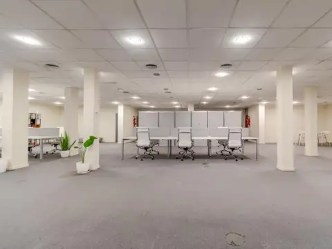 Oficina en Alquiler al Oeste