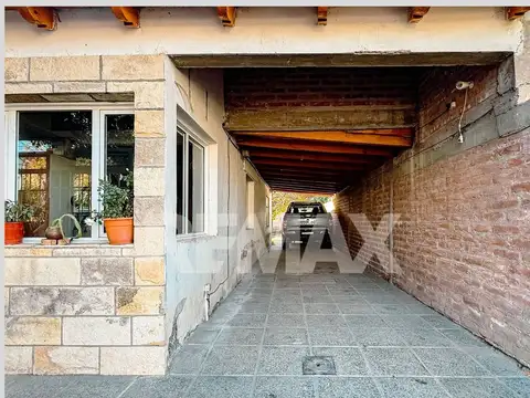 CASA DE DOS DORMITORIOS CON QUINCHO, NEUQUÉN