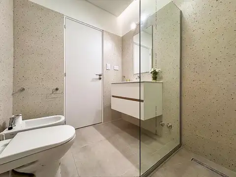 Casa 4 ambientes con 1 baño