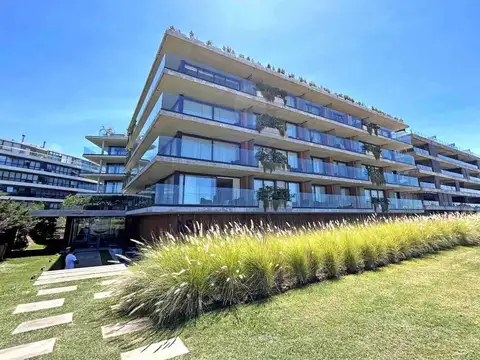 Venta Apartamento Playa Mansa Primera Linea 2 dorm