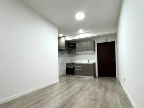 Oficina en Alquiler en Barrio Norte, USD 600