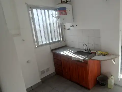 Depto Tipo Casa en Venta 60 años