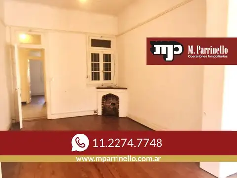 Casa de 5 ambientes toda en PB, con Gran Jardín y Mucho Potencial en Excelente Lote- En Venta