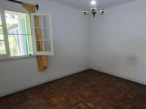 Depto Tipo Casa en Alquiler con 1 cocheras