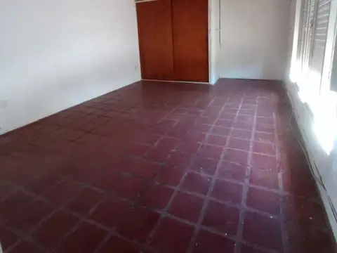 Depto Tipo Casa en Alquiler de 3 ambientes