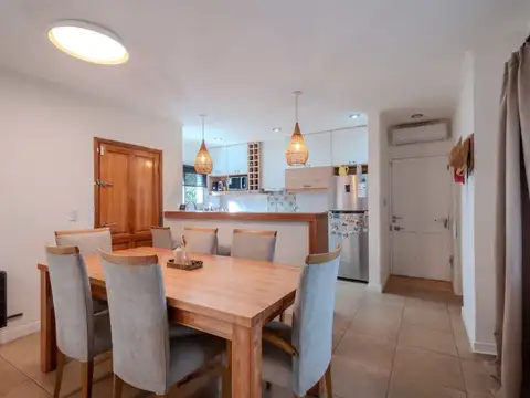CASA DE 3 AMB EN BOSQUE PERALTA RAMOS CON PILETA