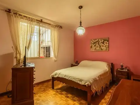 VENTA PH 4 AMBIENTES 2 PATIOS GRANDES SIN EXPENSAS EN PARQUE PATRICIOS