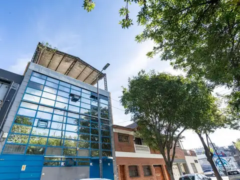 Venta Galpón 740 mts2 Monte Castro