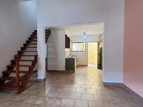 Gutierrez 100, Piso PB