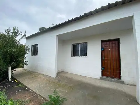 Alquiler casa dos dormitorios Barros Blancos 