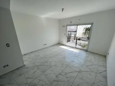 Departamento en Venta en Villa Luzuriaga, USD 64.900