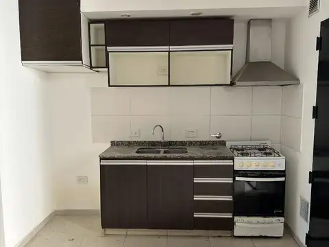 Departamento en Alquiler en Lomas de Zamora, $ 550.000