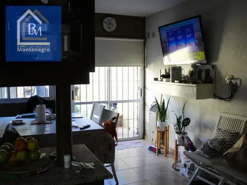 Depto Tipo Casa 4 ambientes con 3 baños