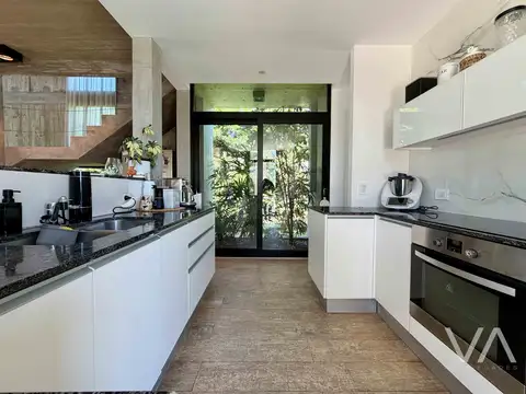 Casa en Alquiler de 3 dormitorios