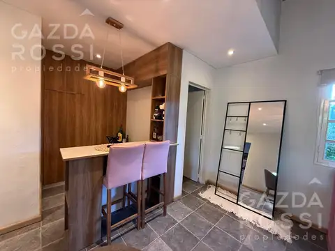 Casa 5 ambientes con 3 baños