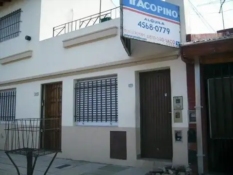 Ph en alquiler 2 amb. con patio Sin expensas!