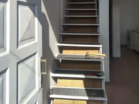 Depto Tipo Casa en Alquiler de 2 ambientes