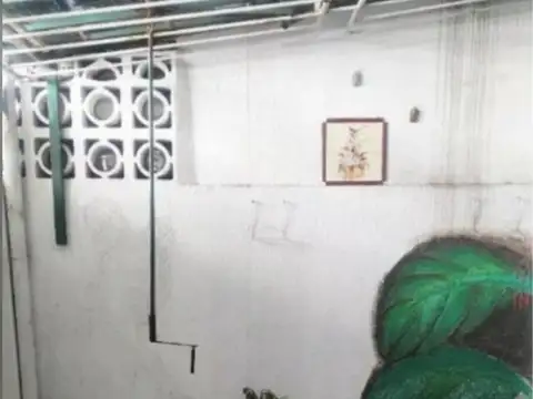 Depto Tipo Casa en Venta en Lanus Oeste, USD 37.900