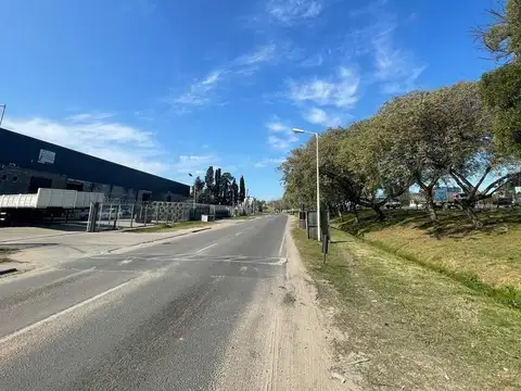 Terreno en Venta en Paso del Rey, USD 1.000.000