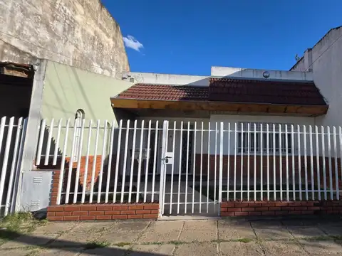 Casa en Alquiler en El Palomar, $ 750.000