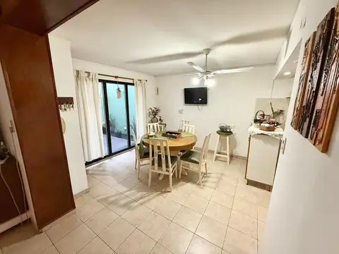 Depto Tipo Casa en Venta en Centro, USD 165.000