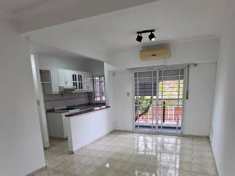 VENTA 3 Amb al Fte c/tza