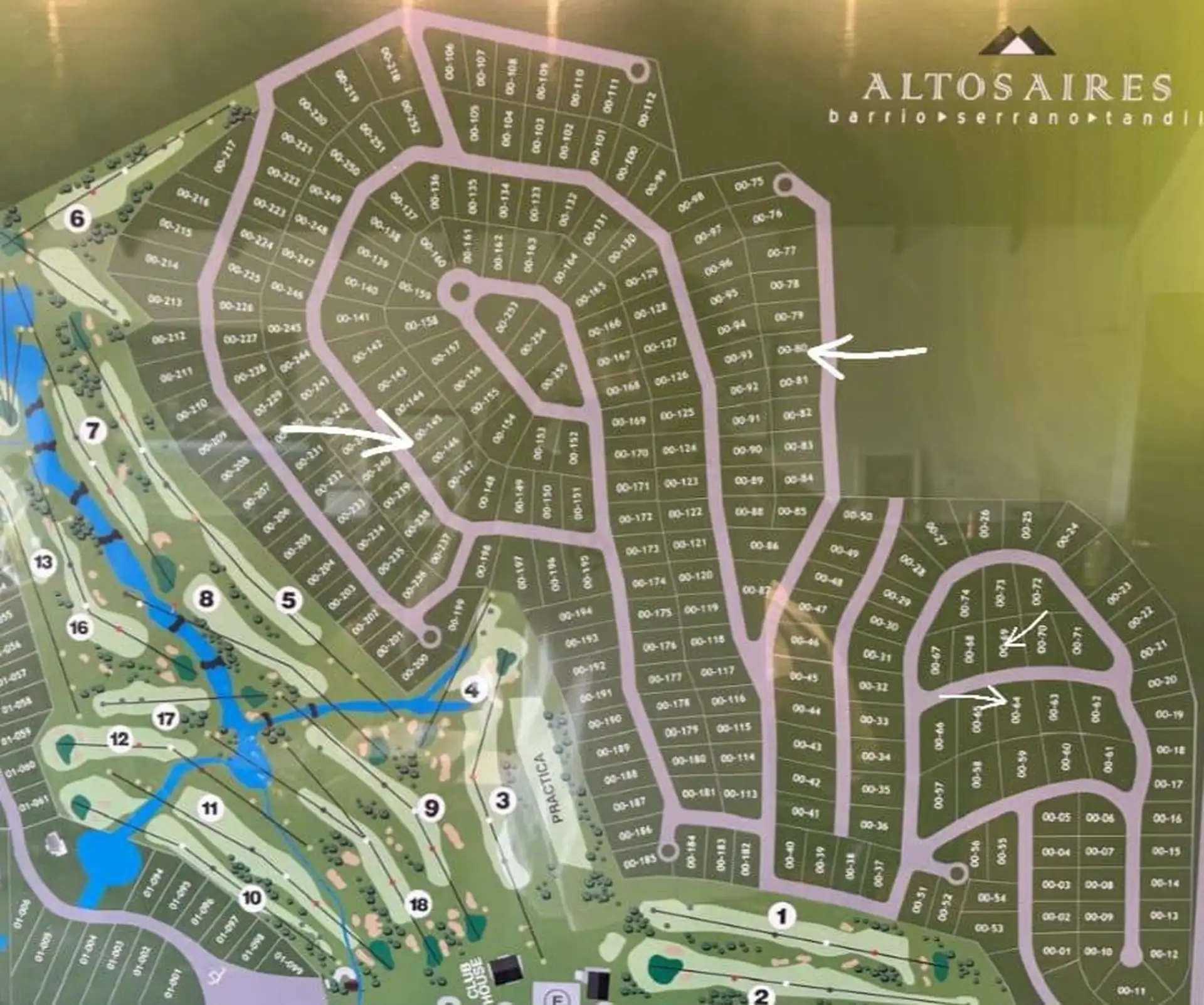 Lote en Valle Escondido de 2000m² con excelentes vistas