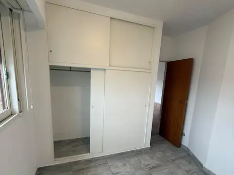 Departamento en Alquiler en Coghlan, $ 920.000