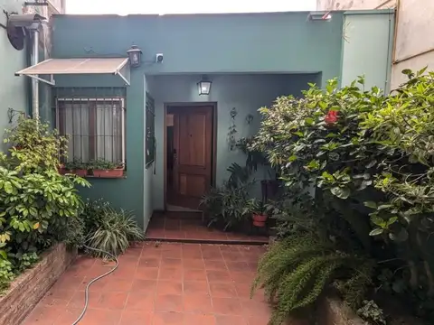 Casa en Venta con 1 cochera