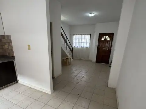 Casa en Alquiler en Ramos Mejia, $ 780.000