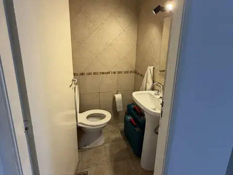 Casa 3 ambientes con 2 baños