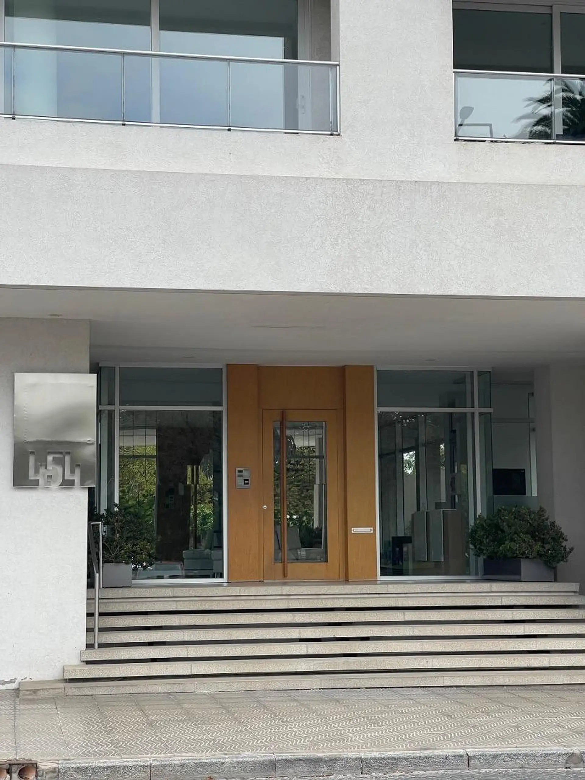 Amplio Depto 4 amb, 150m² con 3 dorm y 3 baños — Ideal para familias en Tandil