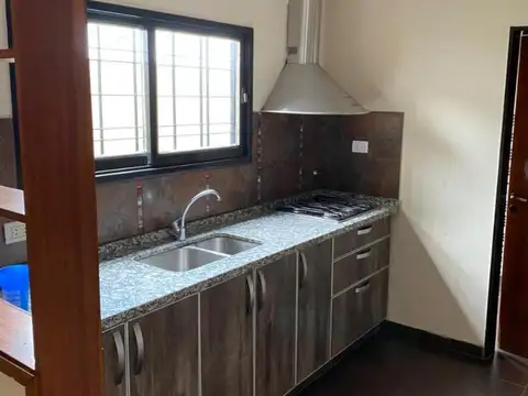 SE VENDE Casa Reciclada Moderna 3 Dorm