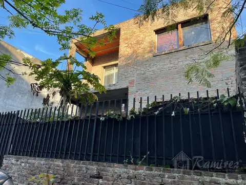 Casa 4 Ambientes En Venta - Ramos Mejia *Reservada*