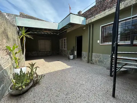 Local comercial sobre esquina