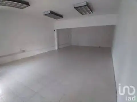 Local en Alquiler en Moron, $ 3.800.000