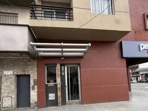 Departamento 3 ambientes con balcón