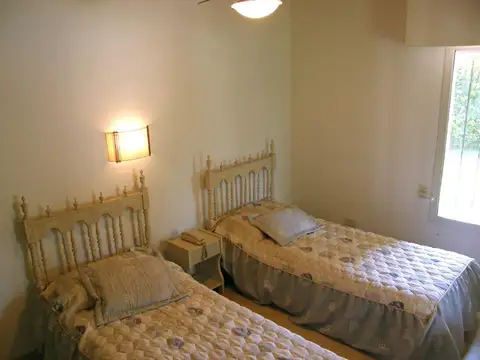 Venta / permuta | Casa 3 dormitorios en Cotos de la Alameda | Roldán