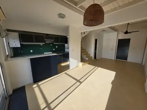 En Venta Dúplex de 3 Ambientes con Cochera | Balcón Al Frente | Amenities | Florida, Vicente López