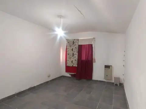 Casa en Venta en General Roca, USD 47.000