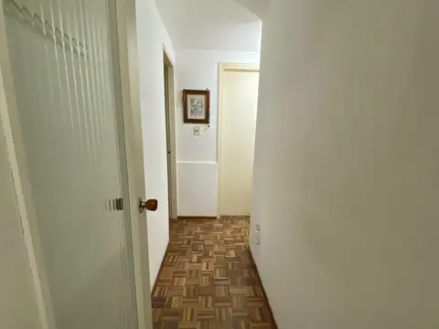 Apartamento en venta c/ cochera en Pocitos